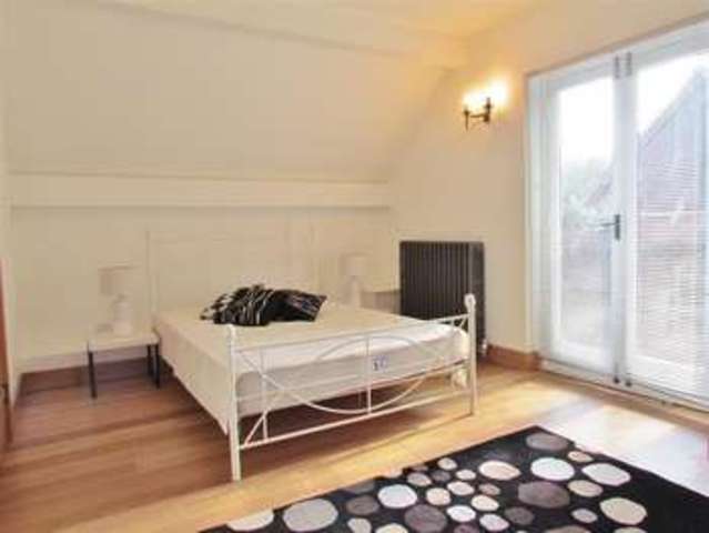  Image of 2 bedroom Barn Conversion to rent in Long Wittenham Abingdon OX14 at Long Wittenham Abingdon, OX14 4QN