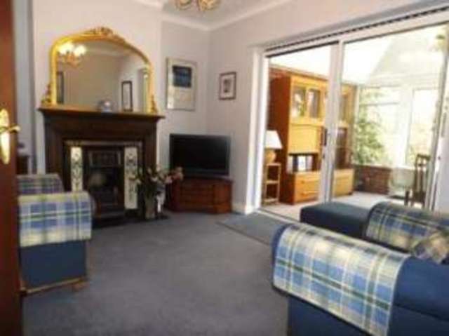  Image of 3 bedroom Bungalow for sale in The Drive Potters Bar EN6 at Potters Bar Hertfordshire Potters Bar, EN6 2AR