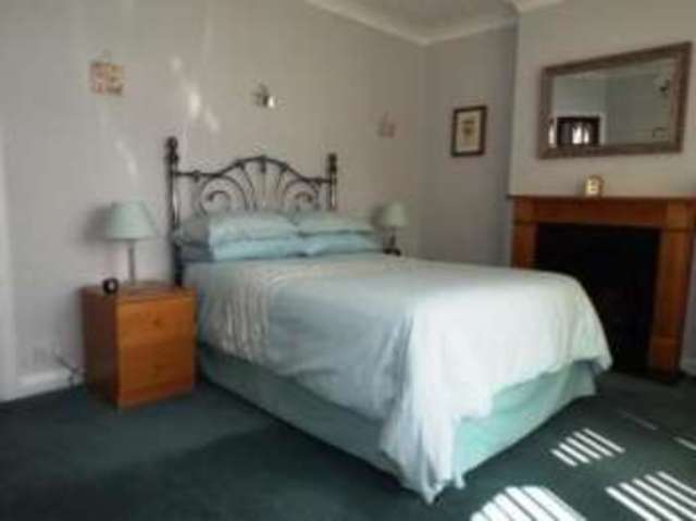  Image of 3 bedroom Bungalow for sale in The Drive Potters Bar EN6 at Potters Bar Hertfordshire Potters Bar, EN6 2AR