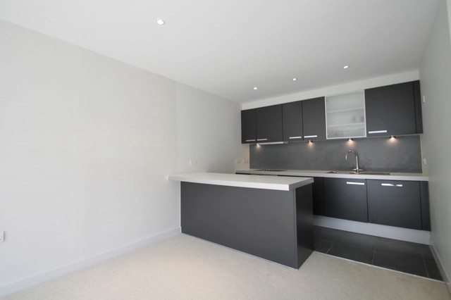  Image of 2 bedroom Apartment to rent in The Heart Walton-on-Thames KT12 at Walton-On-Thames, KT12 1GD