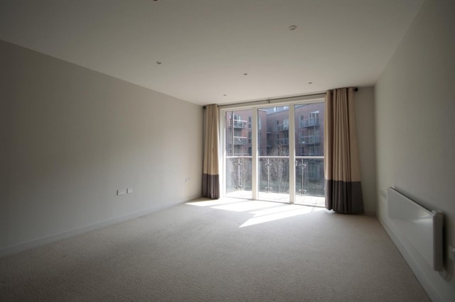  Image of 2 bedroom Apartment to rent in The Heart Walton-on-Thames KT12 at Walton-On-Thames, KT12 1GD