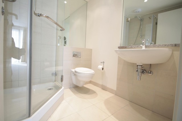  Image of 2 bedroom Apartment to rent in The Heart Walton-on-Thames KT12 at Walton-On-Thames, KT12 1GD