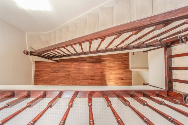  Image of 3 bedroom Detached house for sale in Hagden Lane Watford WD18 at 177 Hagden Lane  Watford, WD18 7HZ