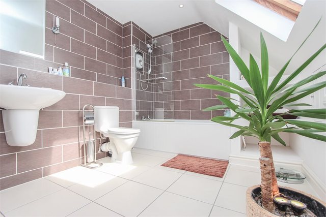  Image of 3 bedroom Detached house for sale in Hagden Lane Watford WD18 at 177 Hagden Lane  Watford, WD18 7HZ