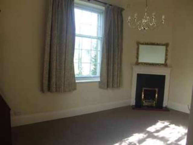  Image of 2 bedroom Cottage to rent in Heath Manor Heath Wakefield WF1 at Heath Wakefield Wakefield, WF1 5SL
