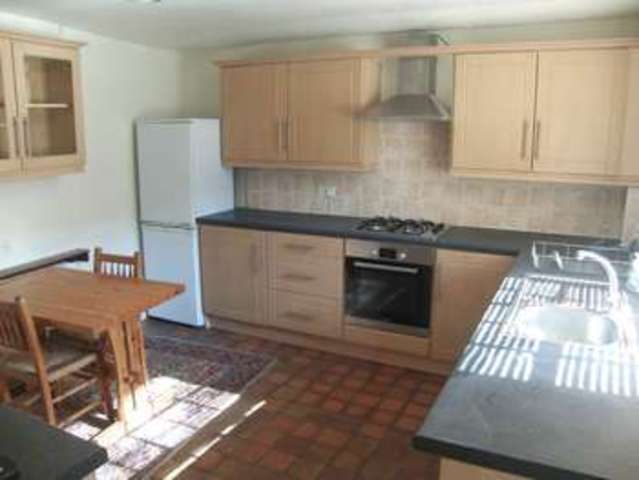  Image of 2 bedroom Cottage to rent in Heath Manor Heath Wakefield WF1 at Heath Wakefield Wakefield, WF1 5SL