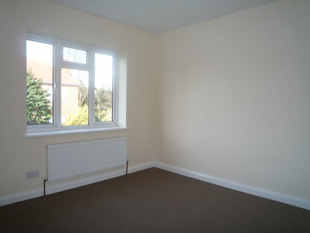  Image of 3 bedroom Detached house to rent in The Paddock Gosport PO12 at Gosport, PO12 3PZ
