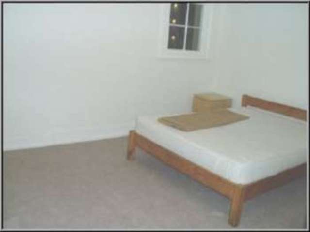  Image of 2 bedroom Flat to rent in The Park London W5 at The Park  South Ealing, W5 5NF