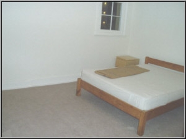  Image of 2 bedroom Flat to rent in The Park London W5 at The Park  South Ealing, W5 5NF