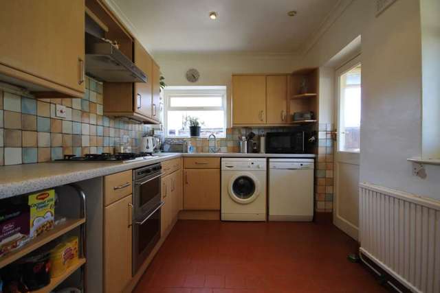  Image of 3 bedroom Detached house for sale in The Ringway Queniborough Leicester LE7 at The Ringway Queniborough Leicester, LE7 3DL