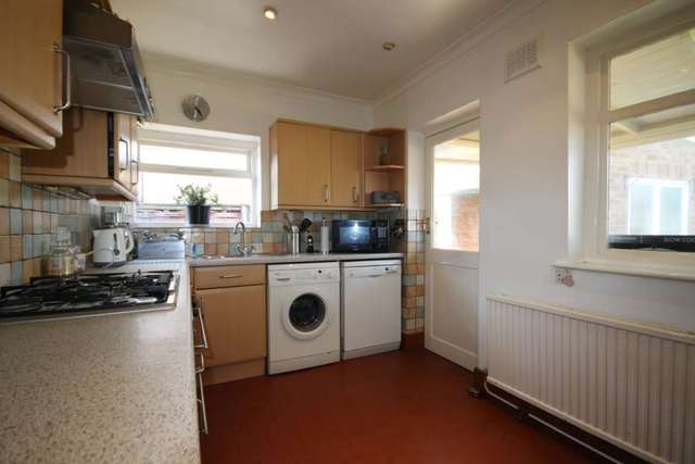  Image of 3 bedroom Detached house for sale in The Ringway Queniborough Leicester LE7 at The Ringway Queniborough Leicester, LE7 3DL