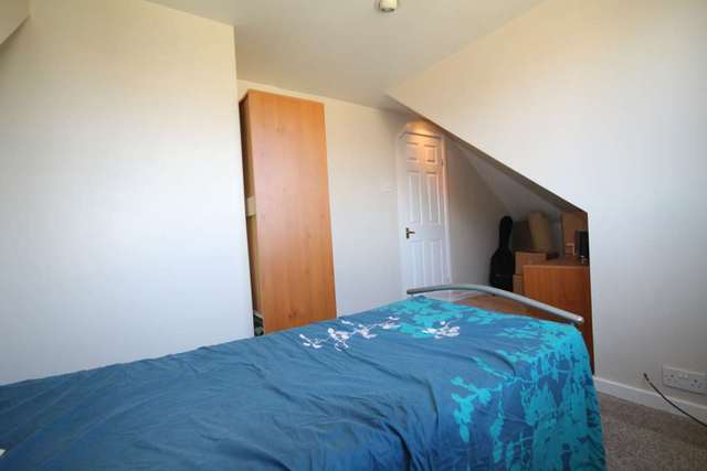  Image of 3 bedroom Detached house for sale in The Ringway Queniborough Leicester LE7 at The Ringway Queniborough Leicester, LE7 3DL