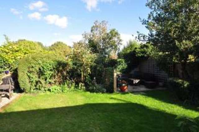  Image of 3 bedroom Detached house to rent in The Street Bramfield Halesworth IP19 at Bramfield Halesworth Suffolk, IP19 9HT