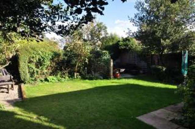  Image of 3 bedroom Detached house to rent in The Street Bramfield Halesworth IP19 at Bramfield Halesworth Suffolk, IP19 9HT