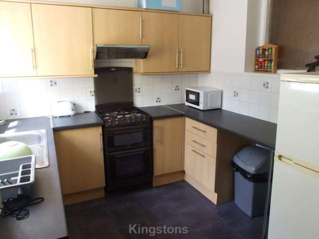  Image of 3 bedroom Detached house to rent in Theodora Street Cardiff CF24 at Theodora Street Broadway Cardiff, CF24 1PD