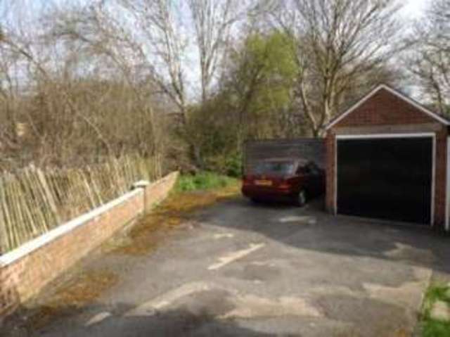  Image of 3 bedroom Semi-Detached house for sale in Thurcaston Road Leicester LE4 at Leicester Leicestershire Birstall, LE4 2RF