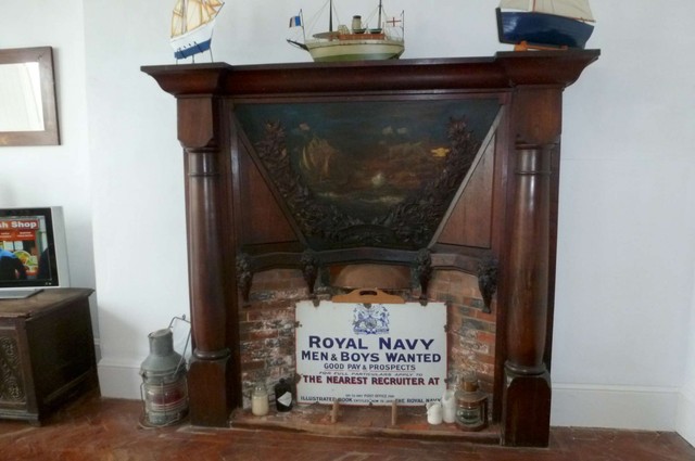  Image of 2 bedroom Apartment to rent in Tower Street Portsmouth PO1 at Tower House Tower Street Old Portsmouth, PO1 2JR