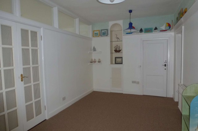  Image of 2 bedroom Apartment to rent in Tower Street Portsmouth PO1 at Tower House Tower Street Old Portsmouth, PO1 2JR