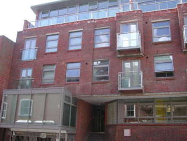  Image of 2 bedroom Flat to rent in Hazelwood Road Northampton NN1 at Northampton Northampton, NN1 1LG