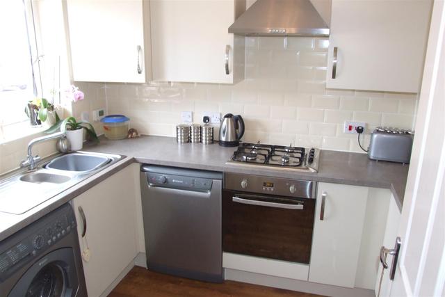  Image of 3 bedroom Detached house for sale in Tyne Way Rushden NN10 at Rushden Northants Rushden, NN10 0GY