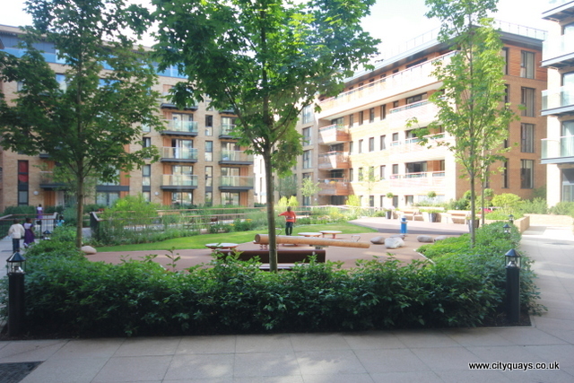  Image of 1 bedroom Flat to rent in Surrey Quays Road London SE16 at Canada Water  Surrey Quays, SE16 7BU