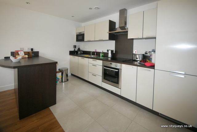  Image of 1 bedroom Flat to rent in Surrey Quays Road London SE16 at Canada Water  Surrey Quays, SE16 7BU