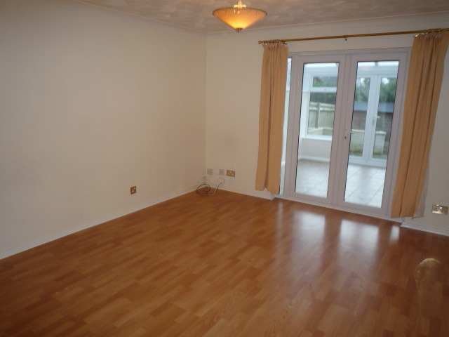 Image of 2 bedroom Detached house to rent in Venice Close Waterlooville PO7 at Waterlooville, PO7 8JX
