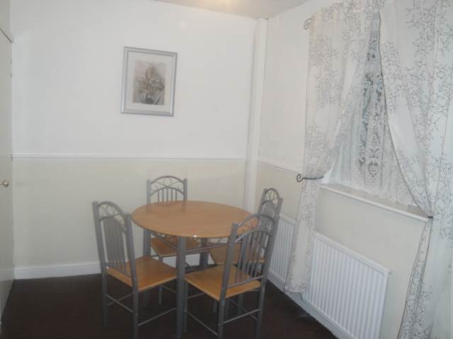 Image of 2 bedroom Detached house to rent in Venns Road Warrington WA2 at Orford Warrington Fearnhead, WA2 7RR