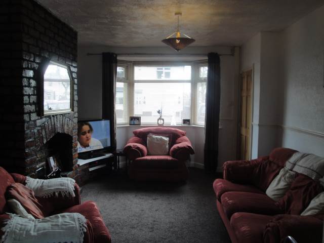  Image of 2 bedroom Detached house to rent in Venns Road Warrington WA2 at Orford Warrington Fearnhead, WA2 7RR