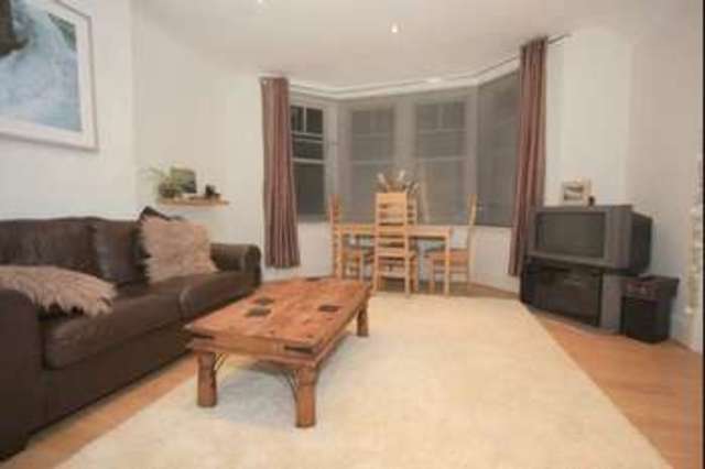  Image of 2 bedroom Flat to rent in Victoria Avenue Swanage BH19 at Swanage, BH19 1AN
