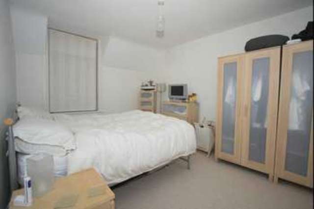 Image of 2 bedroom Flat to rent in Victoria Avenue Swanage BH19 at Swanage, BH19 1AN