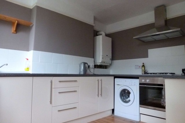  Image of 2 bedroom Flat to rent in Victoria Grove Southsea PO5 at 7a Victoria Grove  Southsea, PO5 1NE