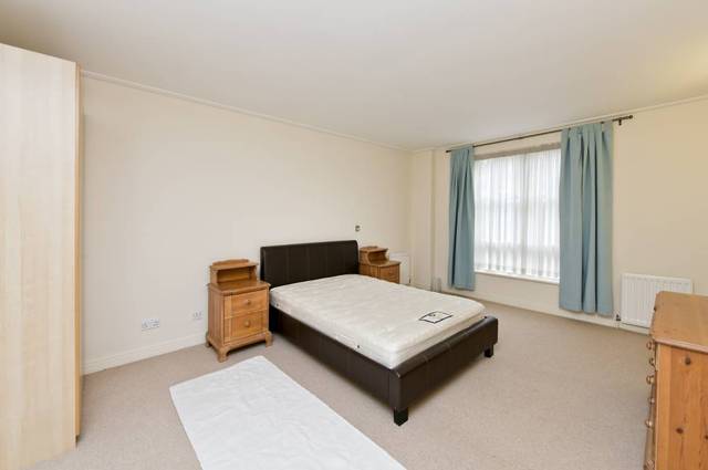  Image of 2 bedroom Ground Flat to rent in Vincent Square London SW1P at Vincent Square  London, SW1P 2NW