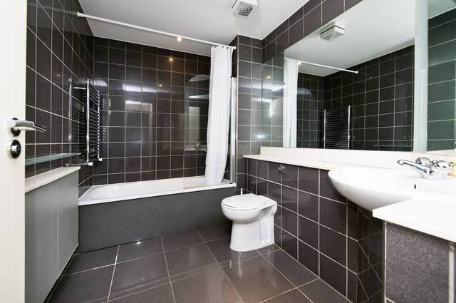  Image of 2 bedroom Ground Flat to rent in Vincent Square London SW1P at Vincent Square  London, SW1P 2NW