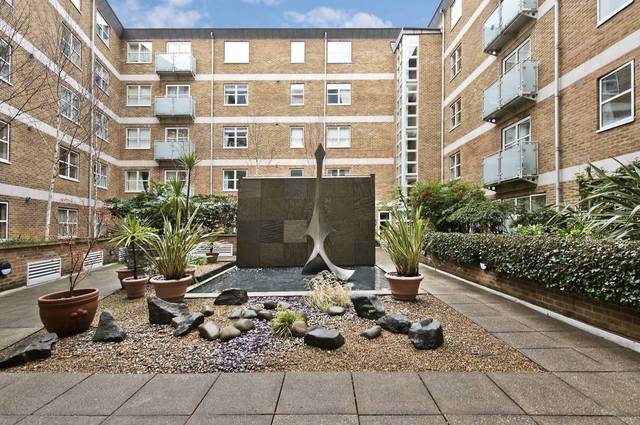  Image of 2 bedroom Ground Flat to rent in Vincent Square London SW1P at Vincent Square  London, SW1P 2NW