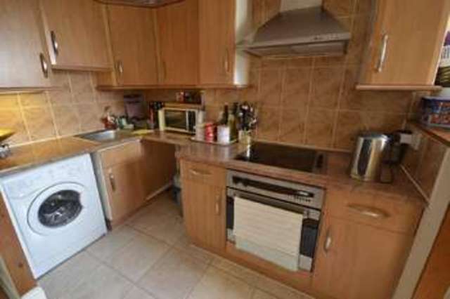 Image of 2 bedroom Flat to rent in Warrior Gardens St. Leonards-on-Sea TN37 at St Leonards On Sea, TN37 6EB