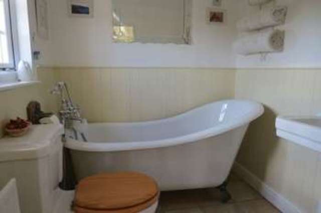  Image of 2 bedroom Detached house for sale in Wartnaby Road Ab Kettleby Melton Mowbray LE14 at Wartnaby Road  Ab Kettleby, LE14 3JJ