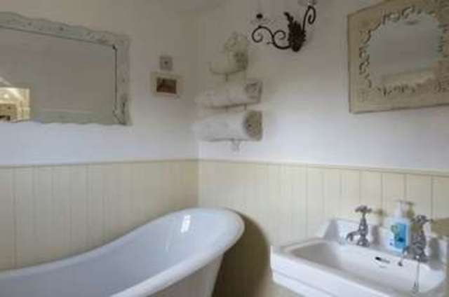  Image of 2 bedroom Detached house for sale in Wartnaby Road Ab Kettleby Melton Mowbray LE14 at Wartnaby Road  Ab Kettleby, LE14 3JJ