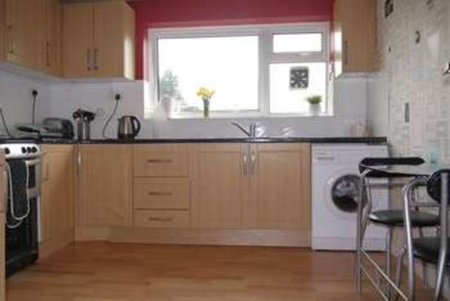  Image of 2 bedroom Flat for sale in The Oaks Warwick Place Leamington Spa CV32 at Leamington Spa Warwickshire, CV32 5DB