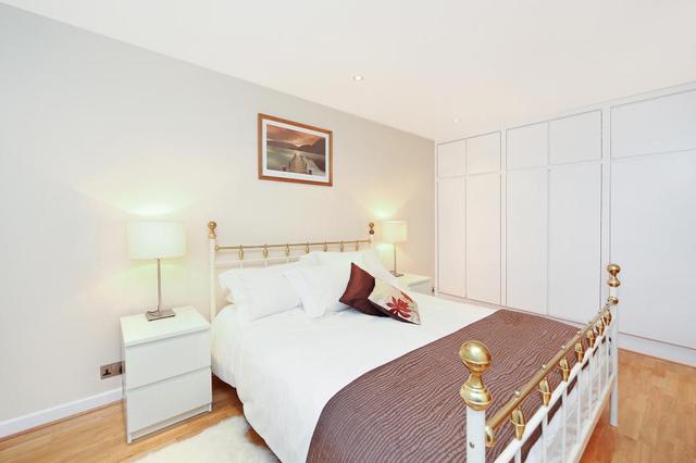  Image of 2 bedroom Property to rent in Kensington Park Road London W11 at Waterford House  Kensington Park Road, W11 2PJ
