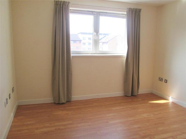 Image of 2 bedroom Flat to rent in Waterside Place Glasgow G5 at New Gorbals Glasgow Glasgow, G5 0QD
