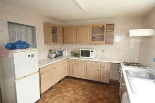  Image of 3 bedroom Terraced house for sale in Waxlow Crescent Southall UB1 at Waxlow Crescent  Southall, UB1 2ST