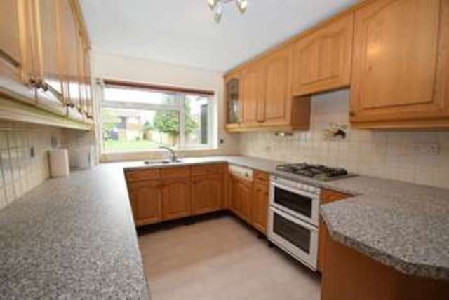  Image of 3 bedroom Semi-Detached house to rent in Wayside Green Woodcote Reading RG8 at Woodcote  Reading, RG8 0QJ
