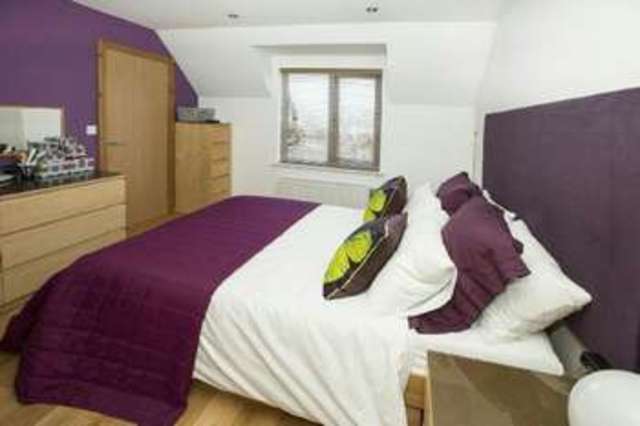  Image of 3 bedroom Detached house for sale in Wellington Avenue Reading RG2 at Wellington Avenue  Reading, RG2 7BP