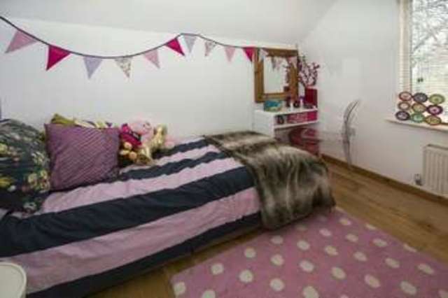  Image of 3 bedroom Detached house for sale in Wellington Avenue Reading RG2 at Wellington Avenue  Reading, RG2 7BP