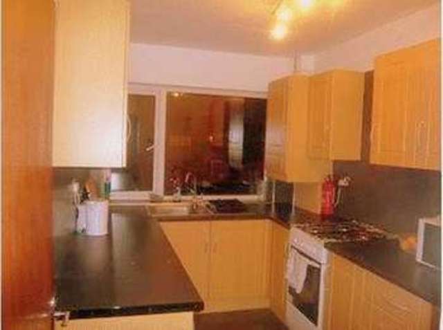  Image of 1 bedroom Property to rent in West End Lane Harlington Hayes UB3 at West End Lane Harlington Hayes, UB3 5LU
