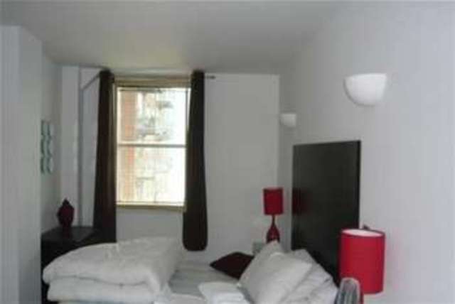  Image of 2 bedroom Flat to rent in Wellington Street Leeds LS1 at Leeds, LS1 4JN