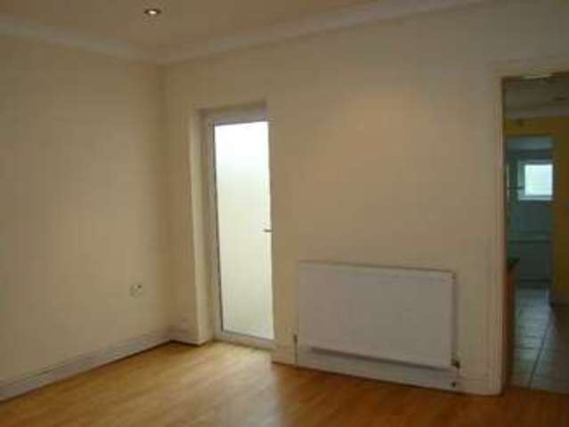  Image of 3 bedroom Terraced house to rent in West Street Gillingham ME7 at West Street  Gillingham, ME7 1EF