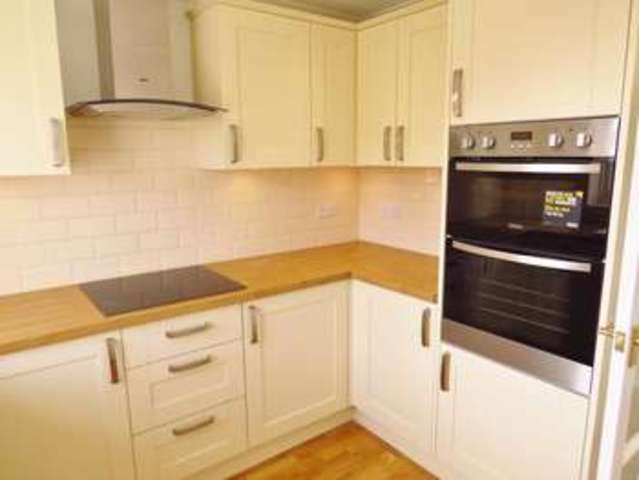  Image of 2 bedroom Flat for sale in Western Avenue Barton on Sea New Milton BH25 at Western Avenue Barton on Sea NEW MILTON, BH25 7QA