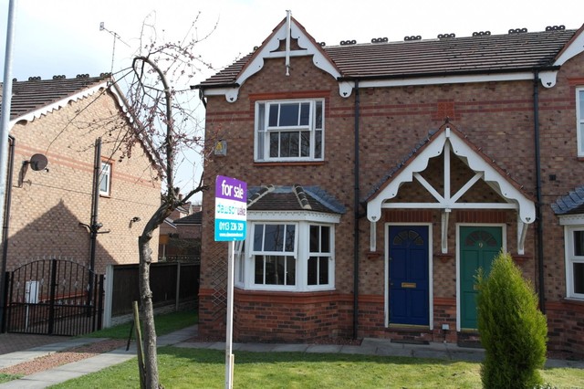  Image of 3 bedroom Semi-Detached house for sale in Westminster Close Rodley Leeds LS13 at Rodley, LS13 1PD